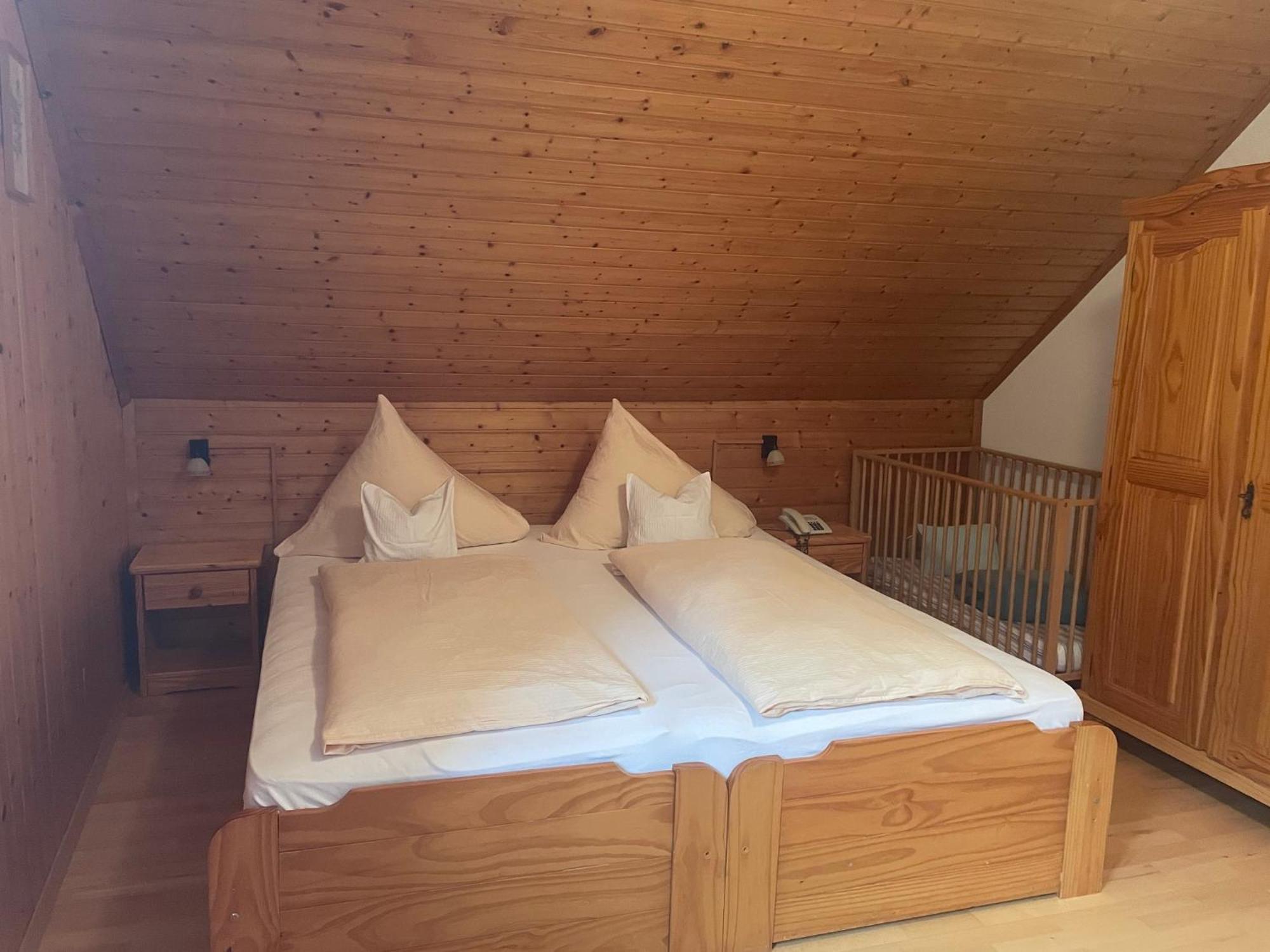 Gasthof Martinihof Latschach ober dem Faakersee Exteriör bild