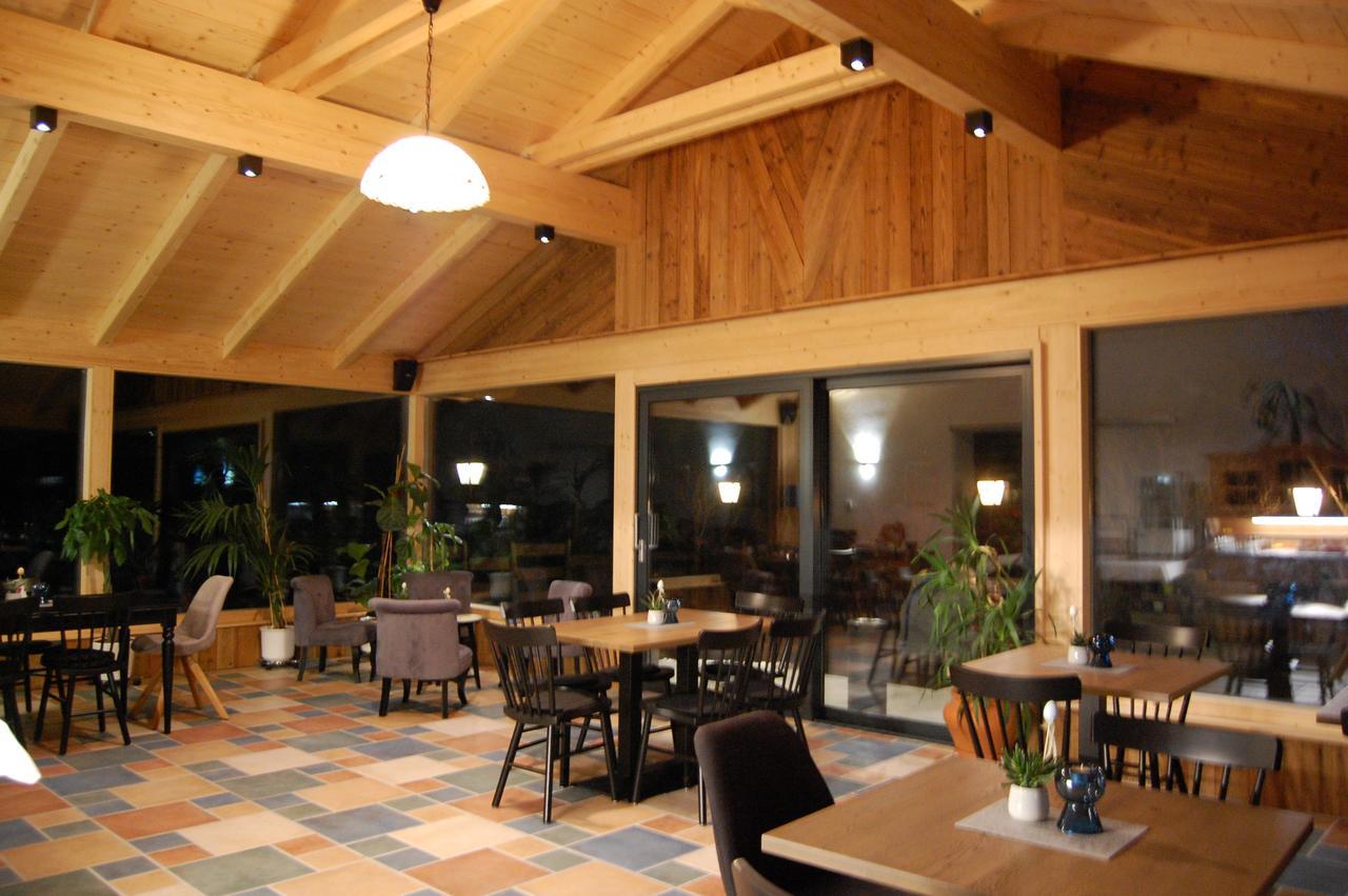 Gasthof Martinihof Latschach ober dem Faakersee Exteriör bild